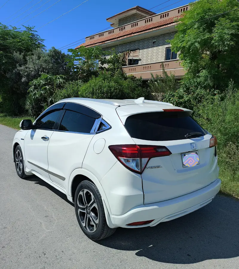 Honda Vezel 2015