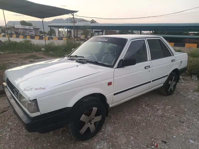Nissan Sunny 1987