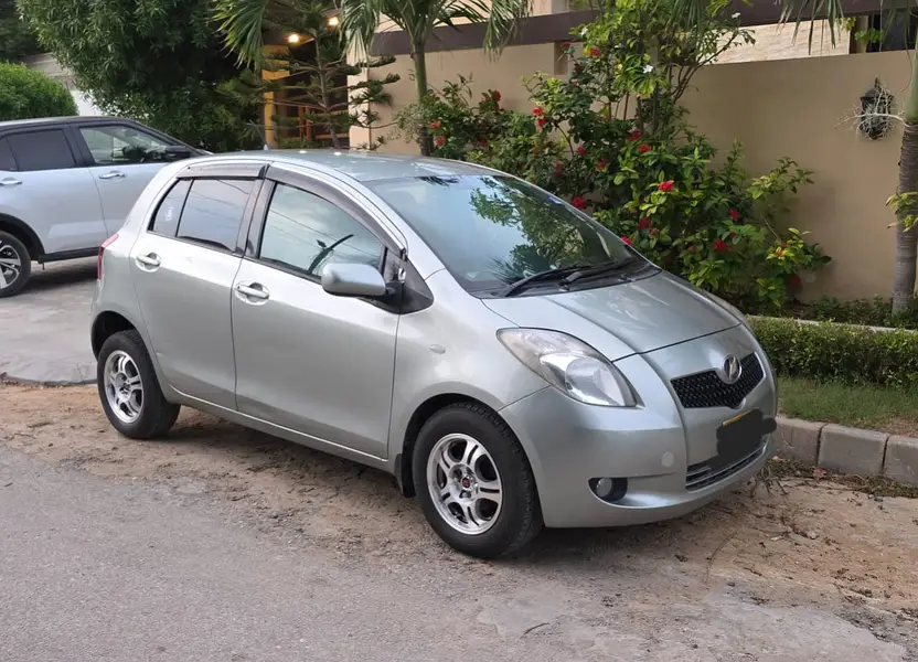 Toyota Vitz 2007