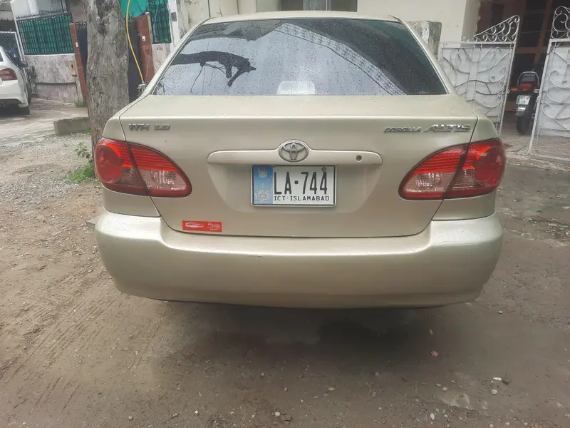 Toyota Corolla Altis 2005