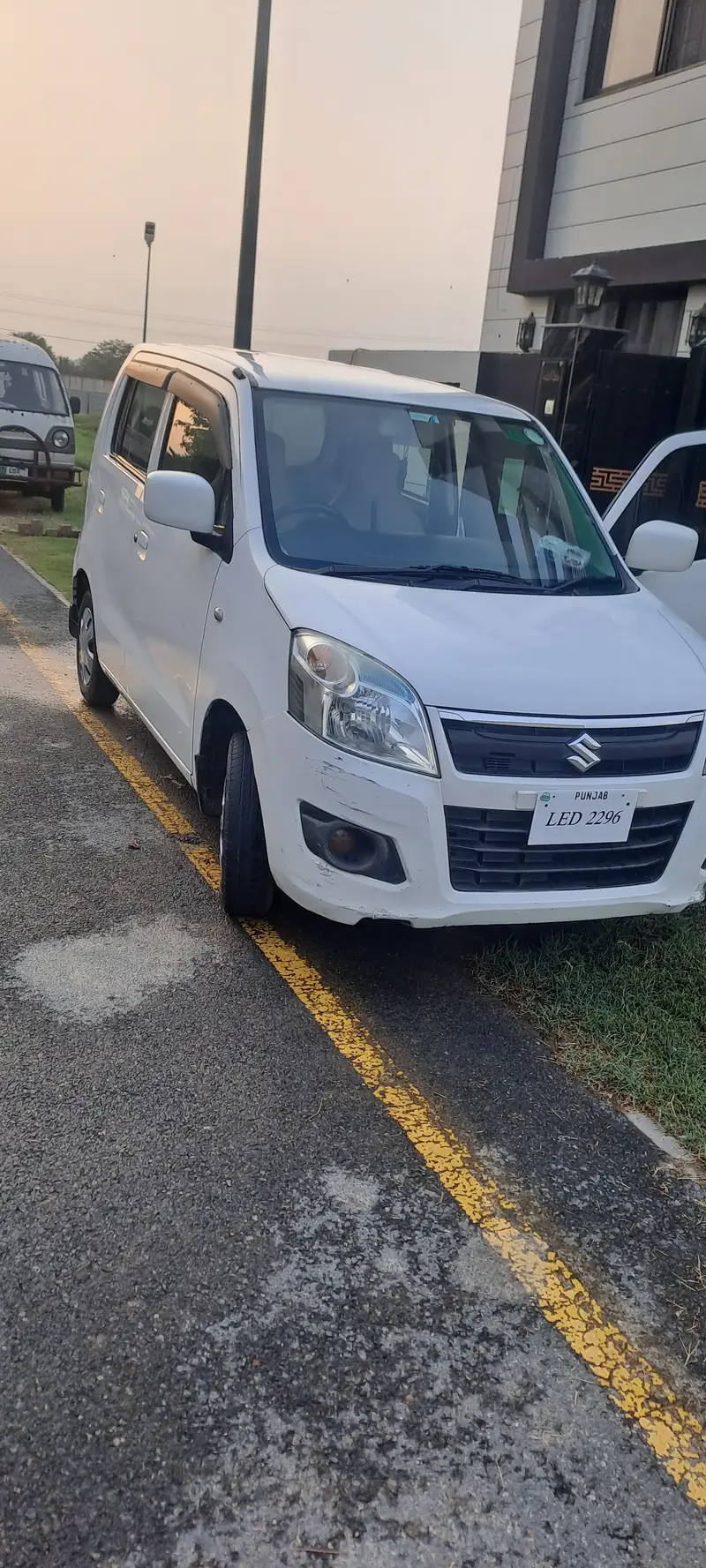 Suzuki Wagon R 2015