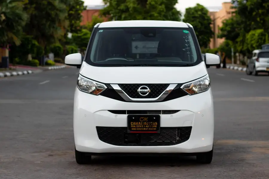 Nissan Dayz Highway Star 2022