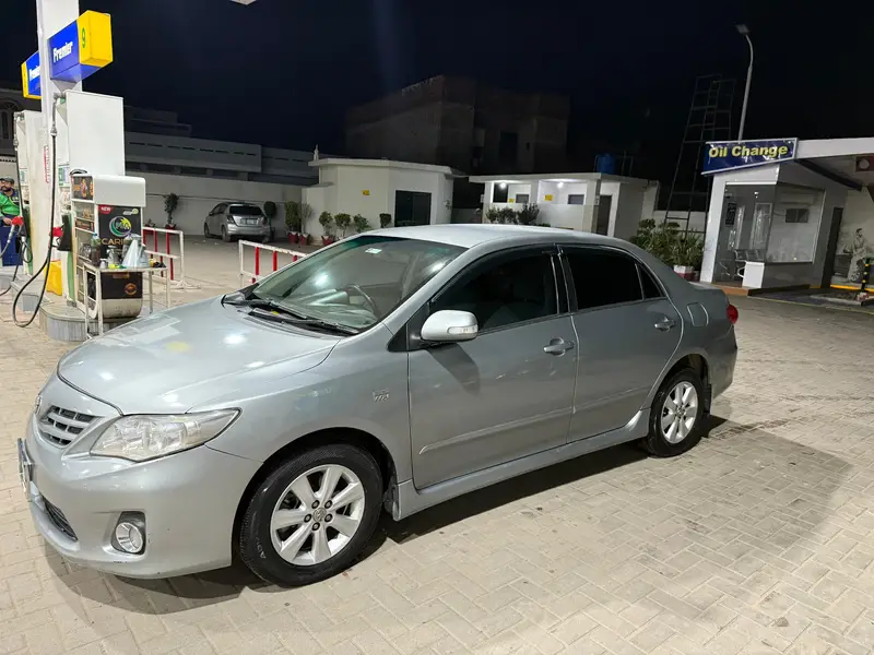 Toyota Corolla Altis 2013