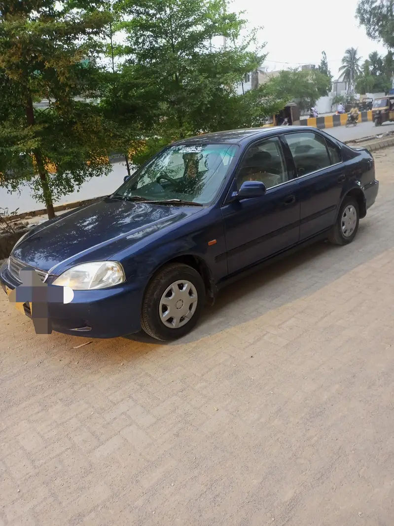 Honda Civic EXi 2000