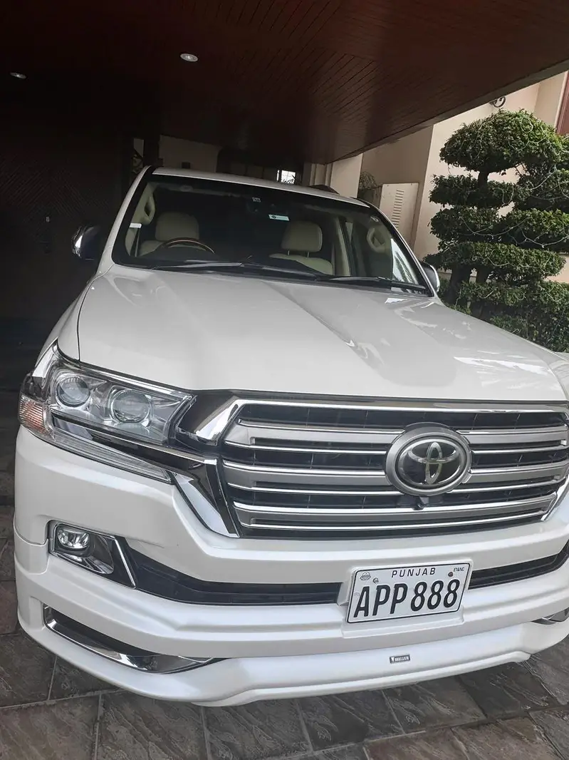 Toyota Land Cruiser 2016