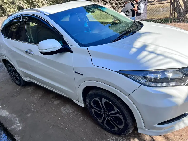 Honda Vezel 2016