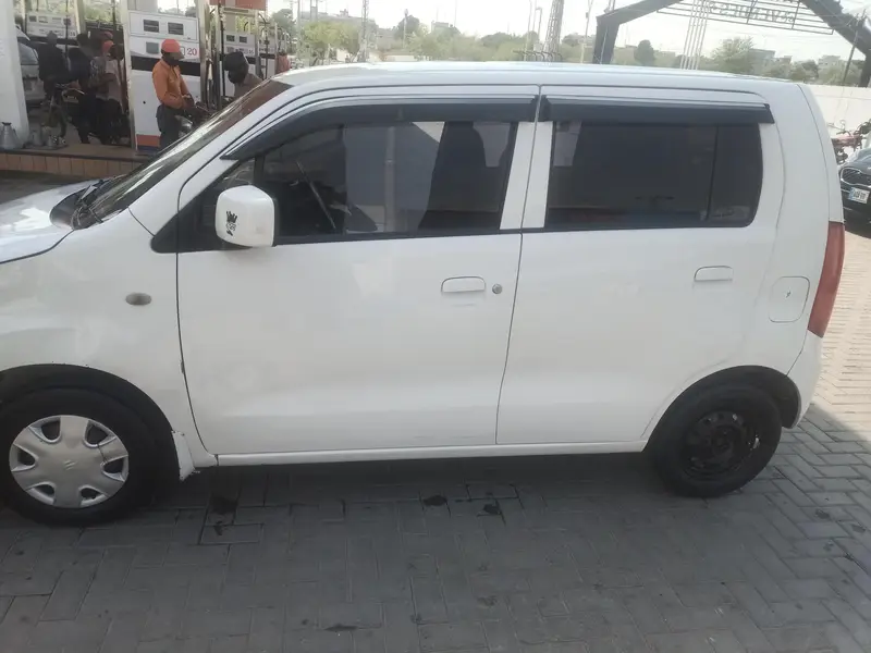 Suzuki Wagon R 2016
