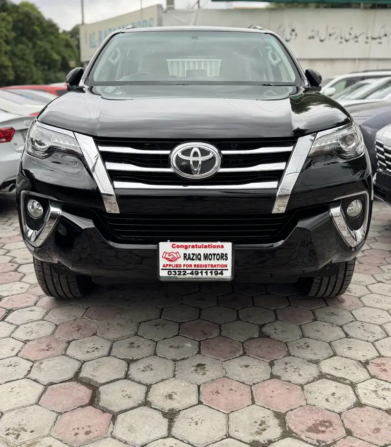 Toyota Fortuner V 2017