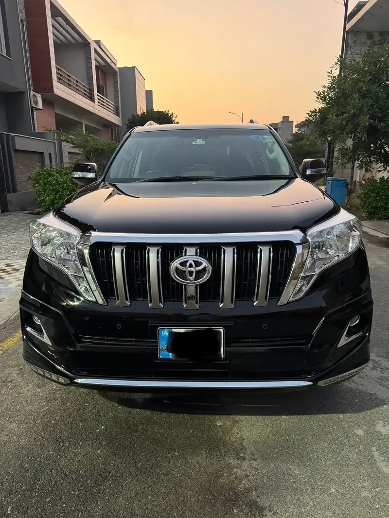 Toyota Prado 2016