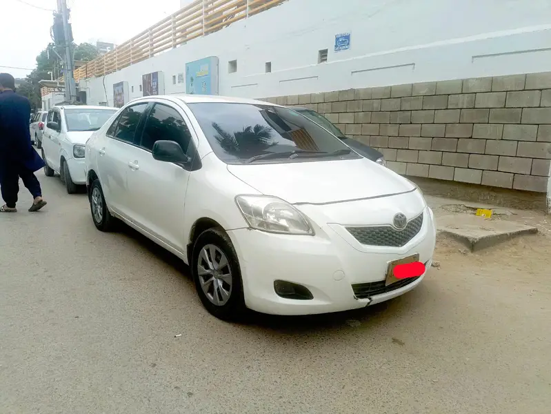 Toyota Belta 2008