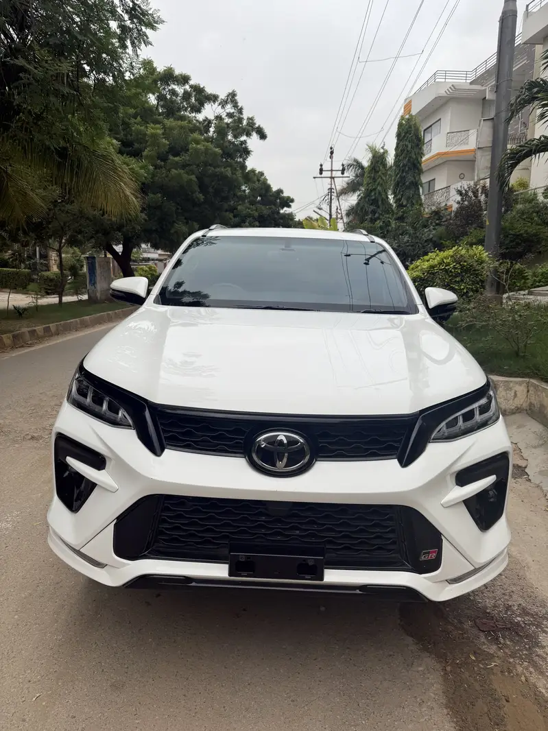 Toyota Fortuner 2024