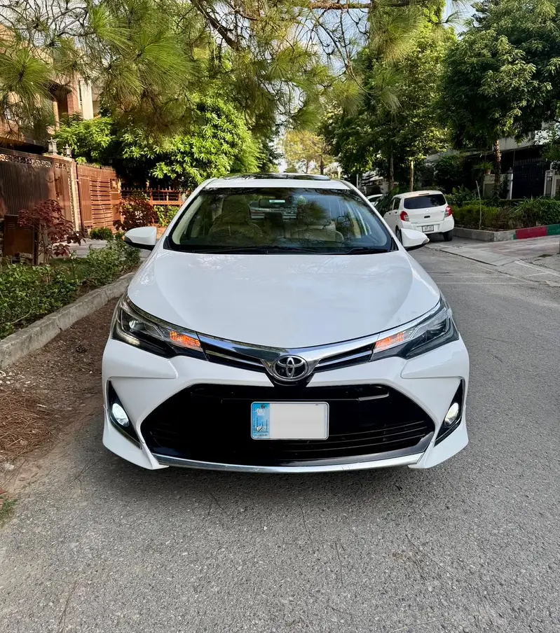 Toyota Altis Grande 2019