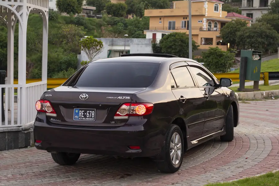 Toyota Corolla Altis 2012