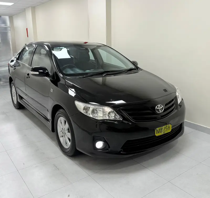 Toyota Corolla Altis 2013
