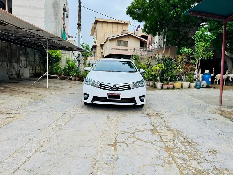 Toyota Corolla Altis 2016