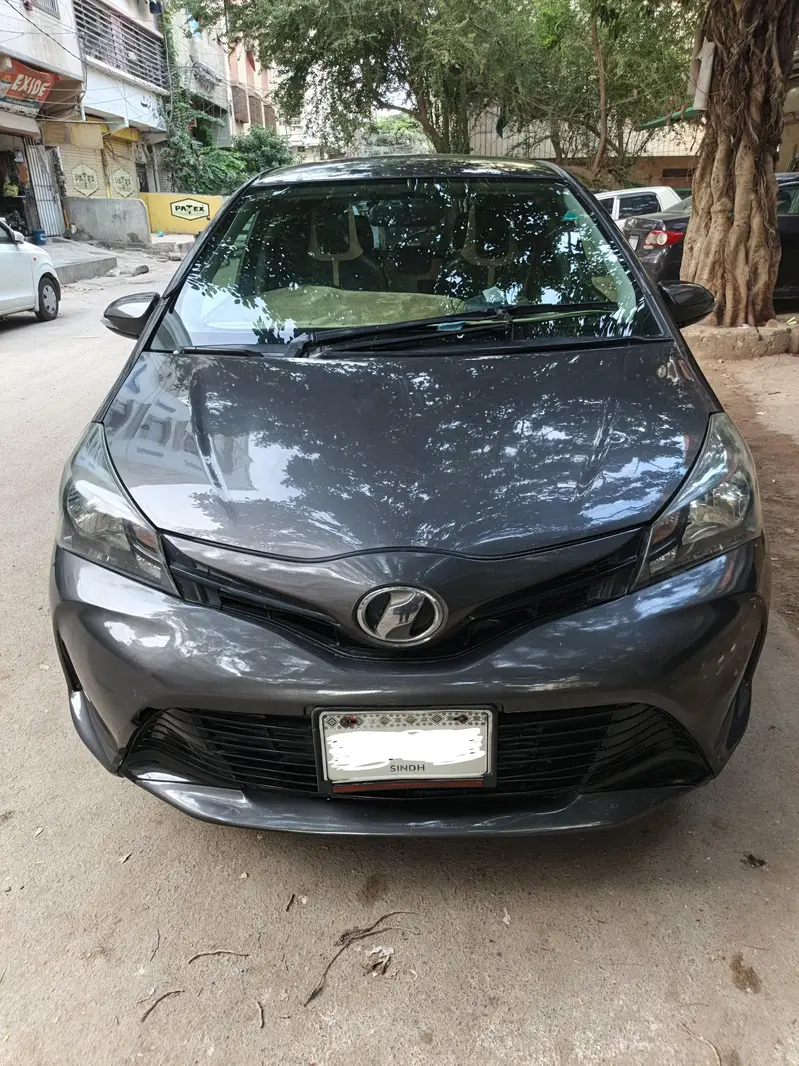 Toyota Vitz 2014