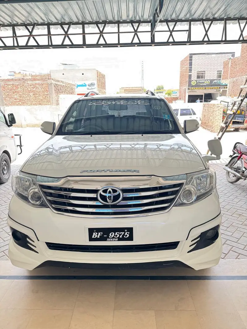 Toyota Fortuner 2016