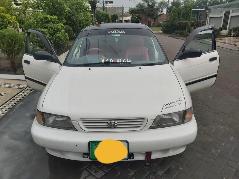 Suzuki Baleno 2001