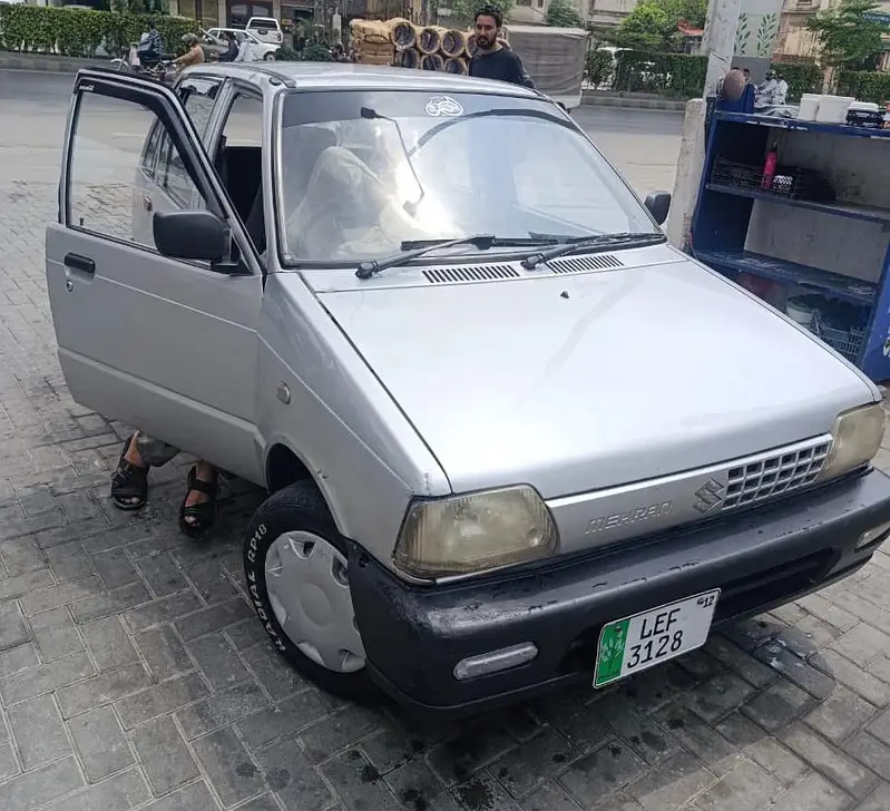 Suzuki Mehran VX 2012