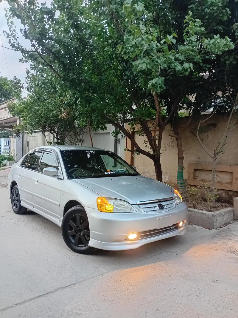 Honda Civic EXi 2004