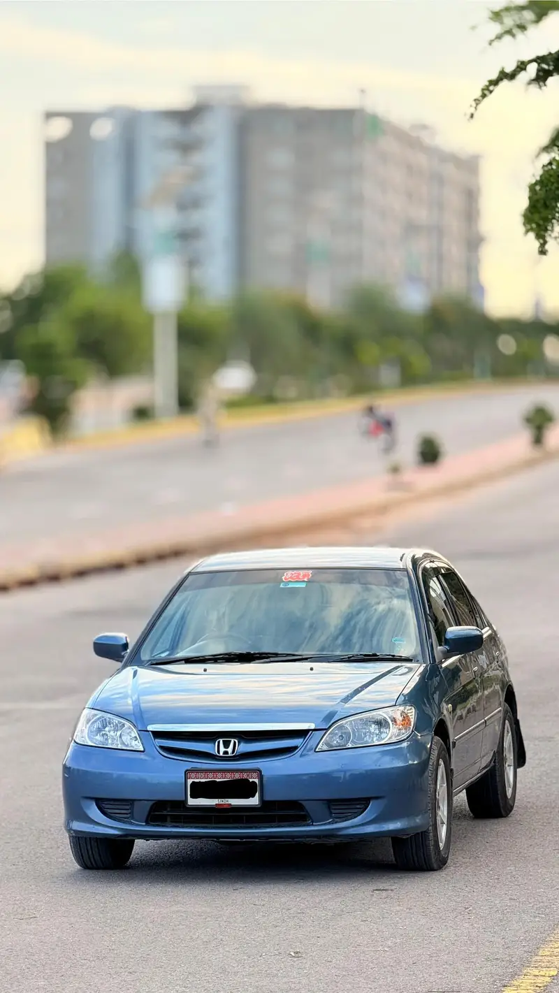 Honda Civic EXi 2005
