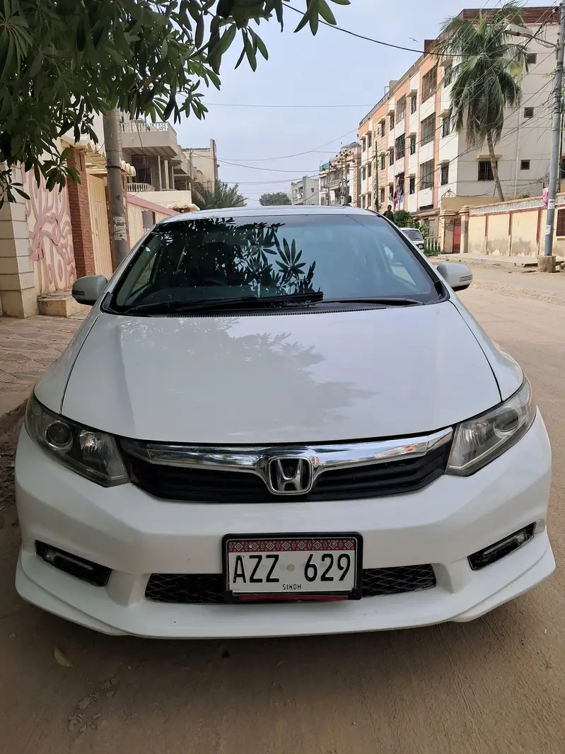 Honda Civic VTi Oriel Prosmatec 2013