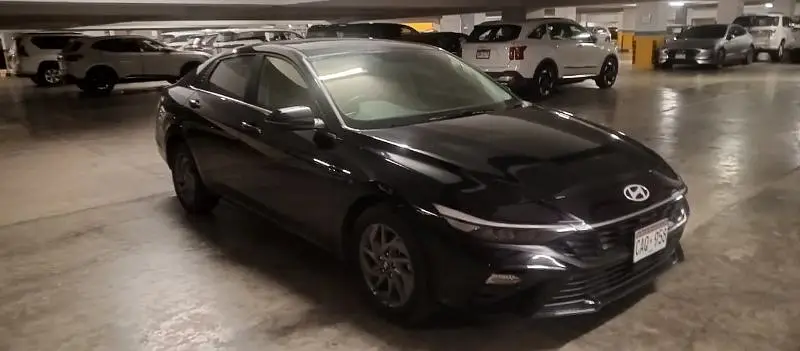 Hyundai Elantra 2024