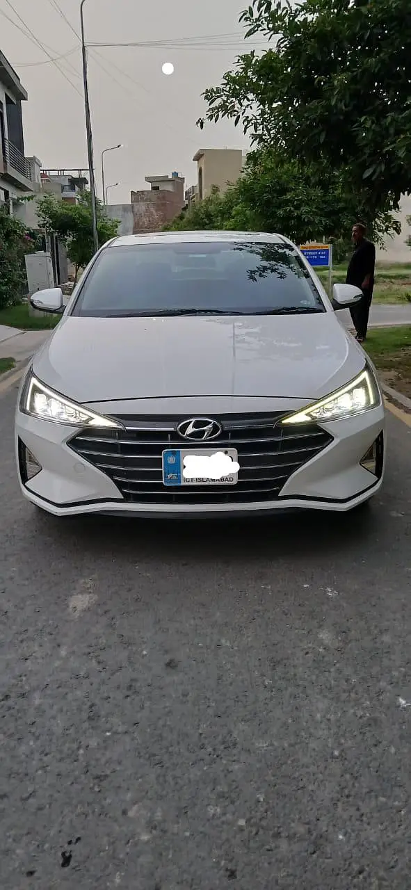 Hyundai Elantra 2021