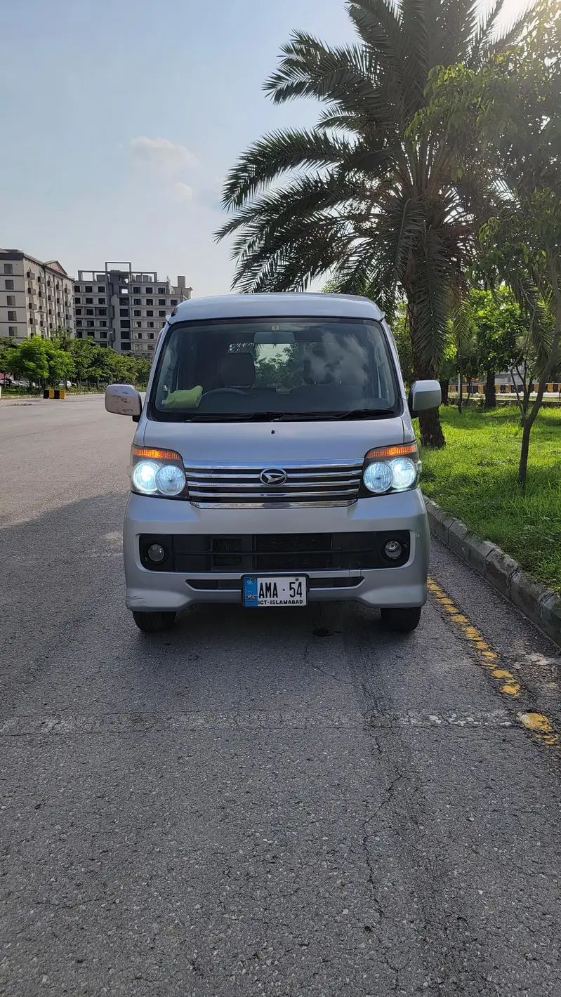 Daihatsu Hijet 2012