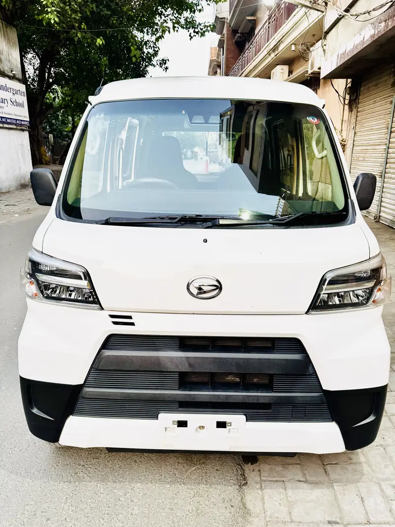 Daihatsu Hijet 2021