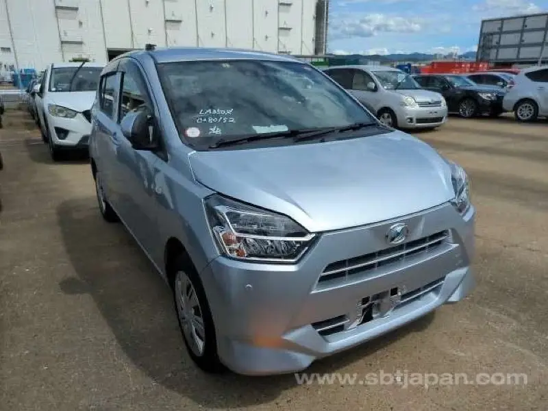 Daihatsu Mira 2021