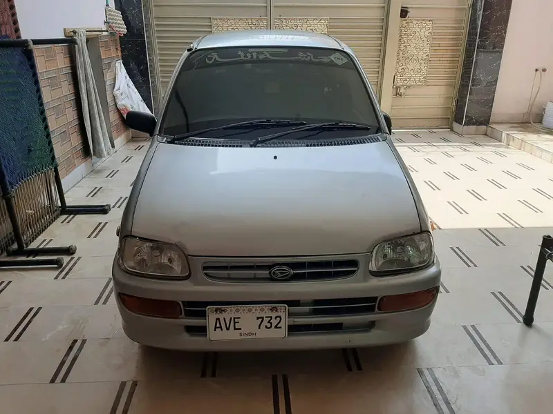 Daihatsu Cuore 2011