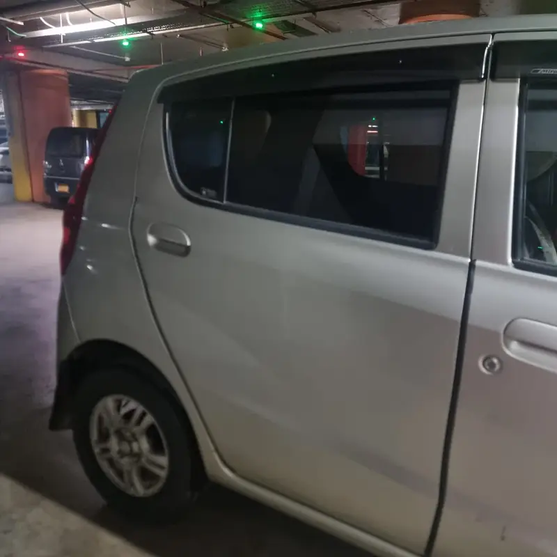 Daihatsu Mira 2009