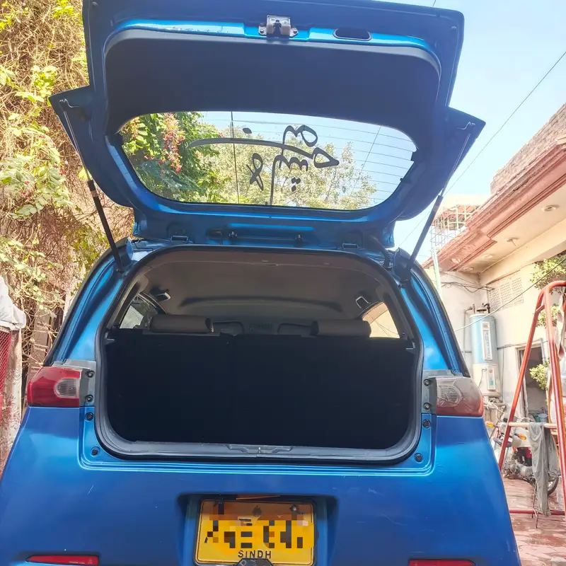 Daihatsu Sonica 2011