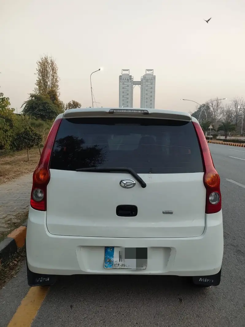 Daihatsu Mira 2008