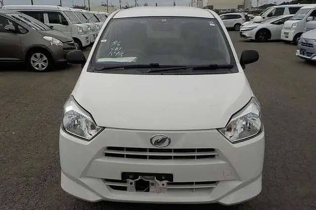 Daihatsu Mira 2022