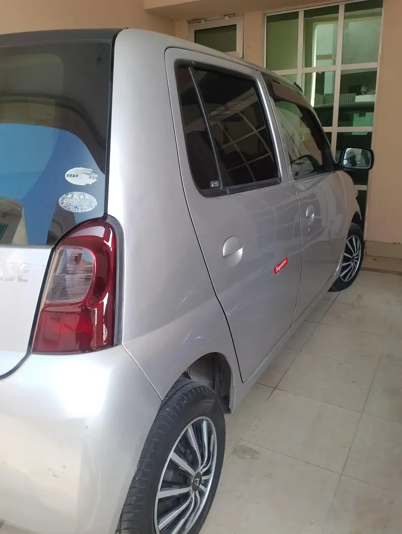 Daihatsu Esse 2007