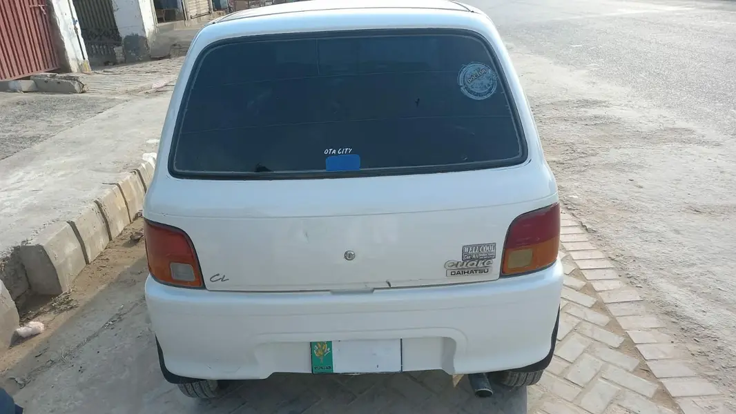 Daihatsu Cuore 2004