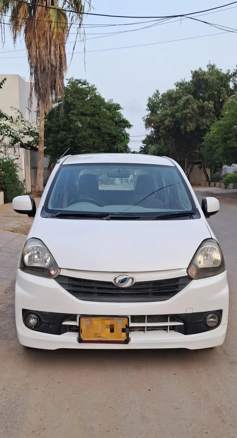 Daihatsu Mira 2014