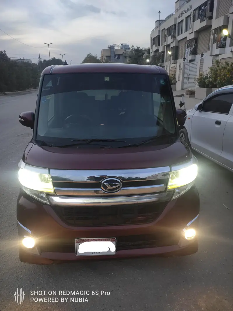 Daihatsu Tanto 2014