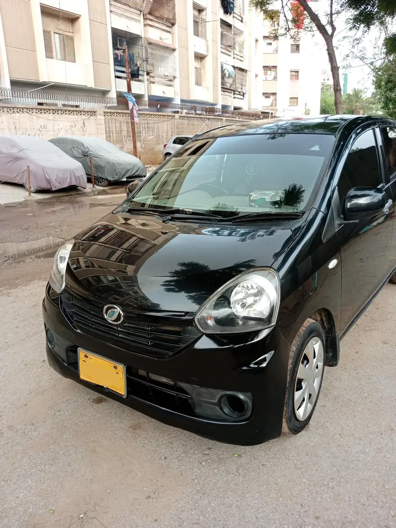 Daihatsu Mira 2015