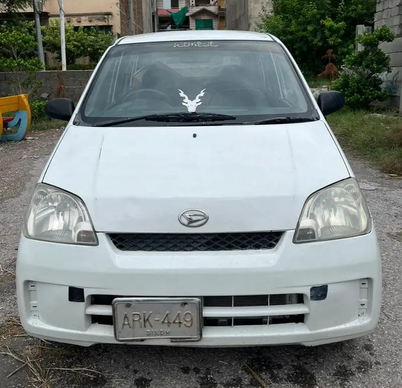 Daihatsu Mira 2003