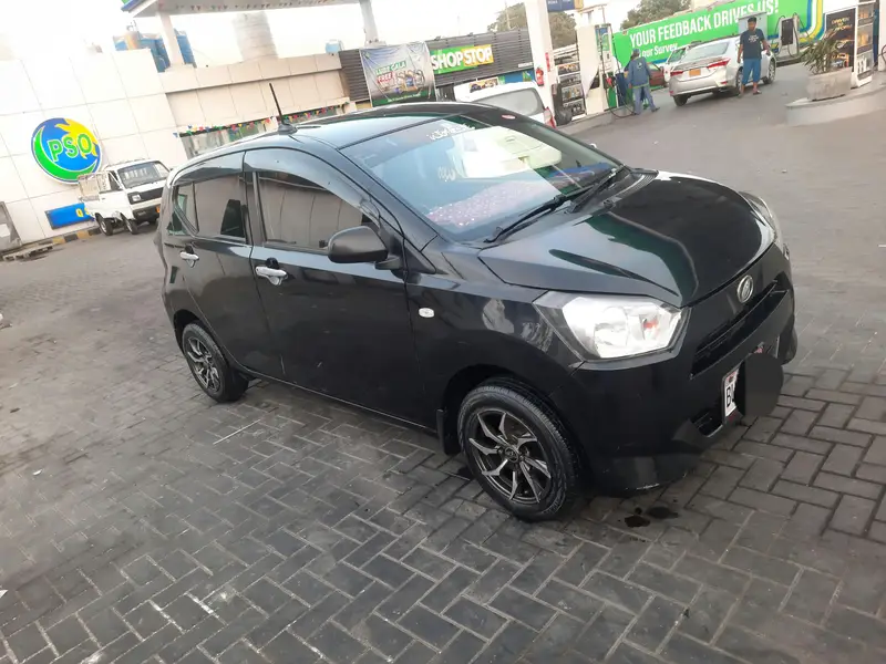 Daihatsu Mira 2018