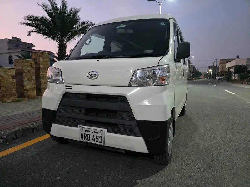 Daihatsu Hijet 2024