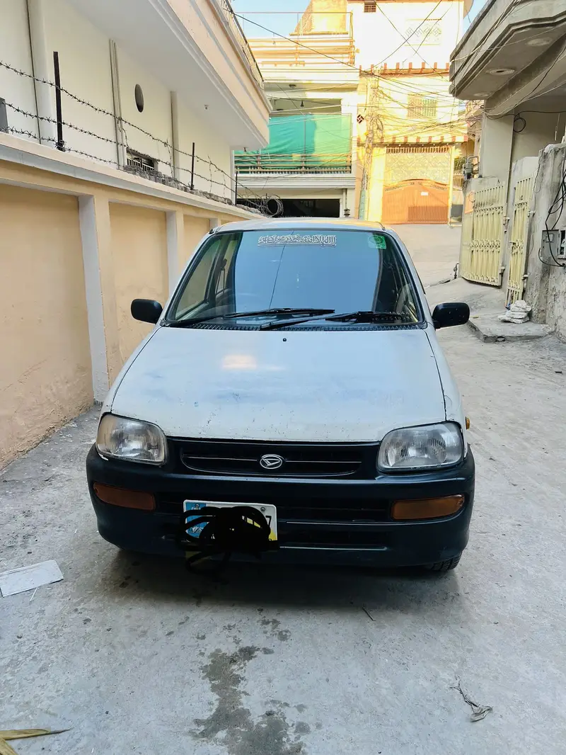 Daihatsu Cuore 2003