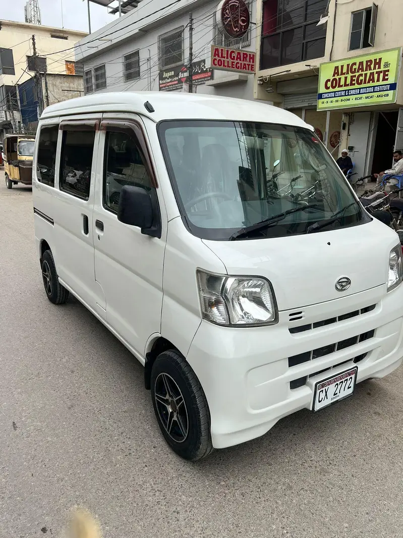Daihatsu Hijet 2012