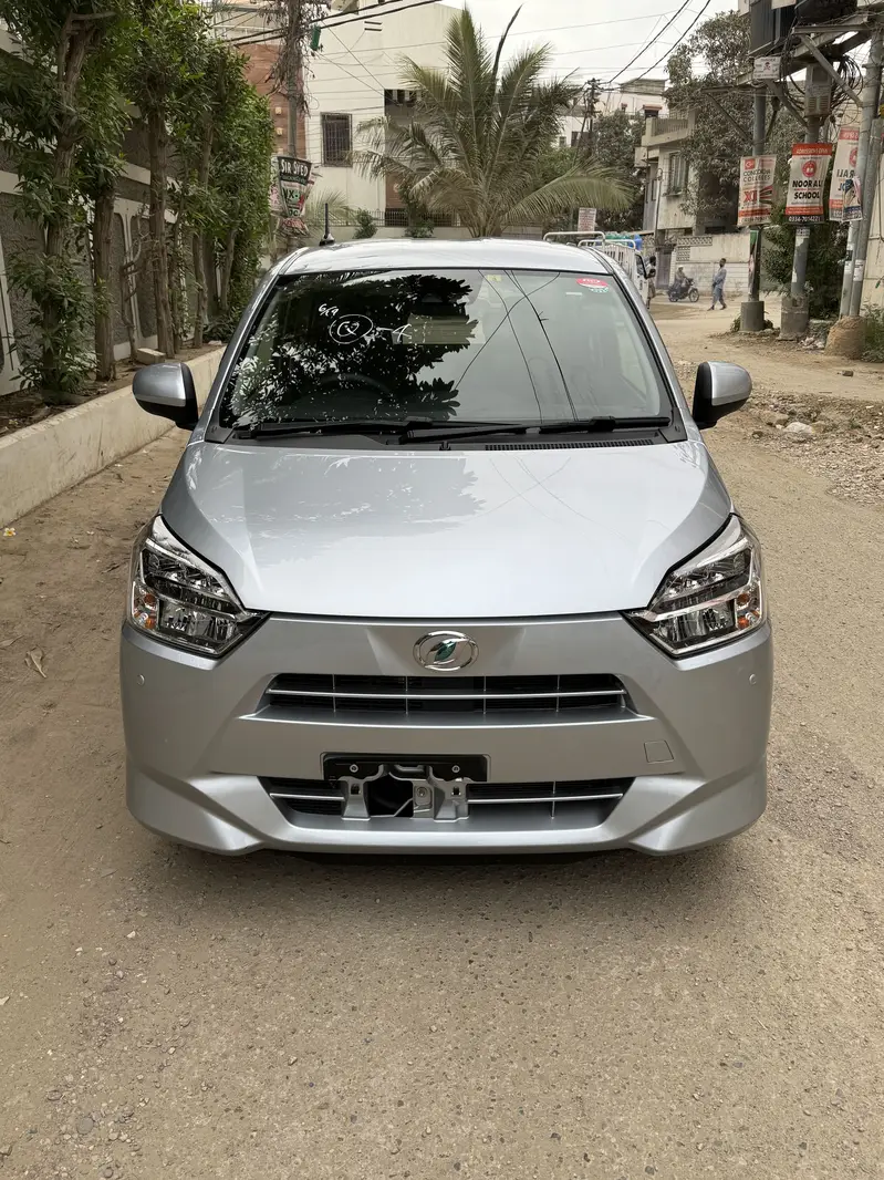 Daihatsu Mira 2022