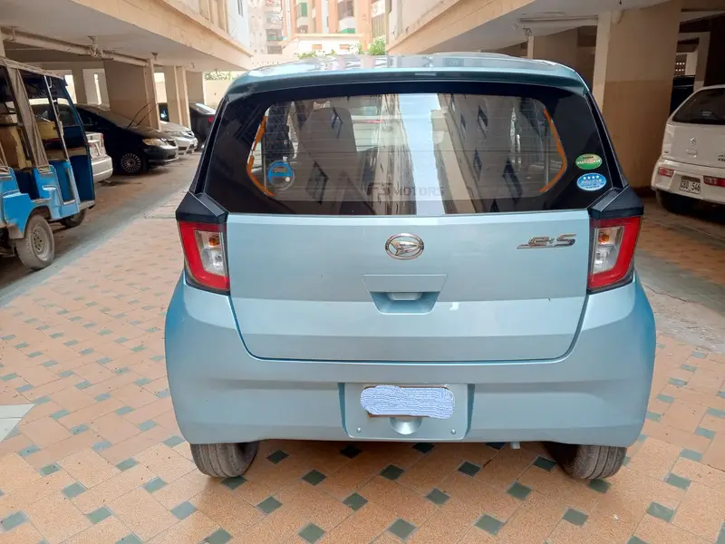 Daihatsu Mira 2018