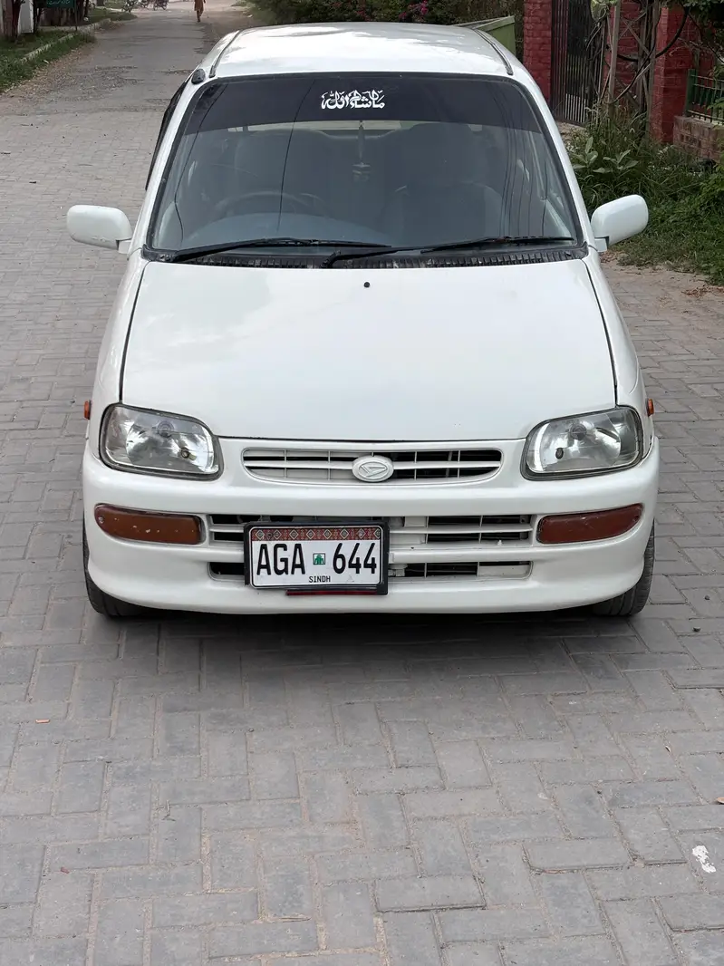 Daihatsu Cuore 2004
