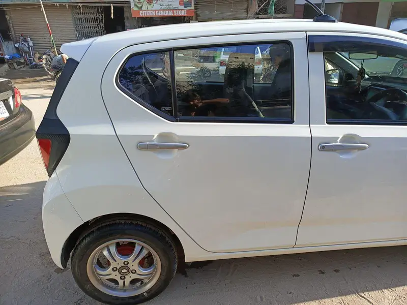 Daihatsu Mira 2021